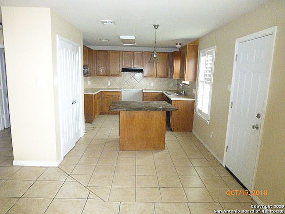 2nd image of 3577 Tilden Trl