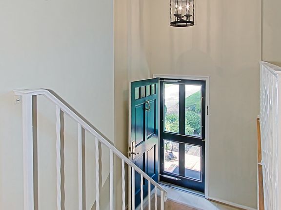5th image of 6859 Grande Ln