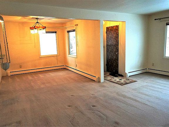 3rd image of 1126 Ivy Dr