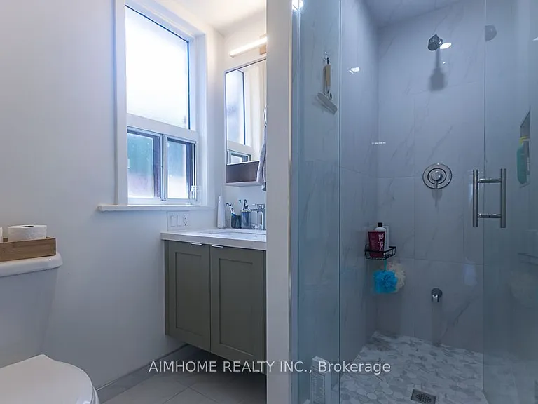 6 Macklem Ave — Photo 13