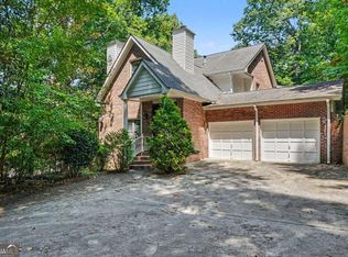6415 River Chase Cir, Sandy Springs, GA 30328