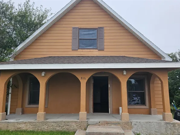 316 N 2nd St, Cimarron, KS 67835