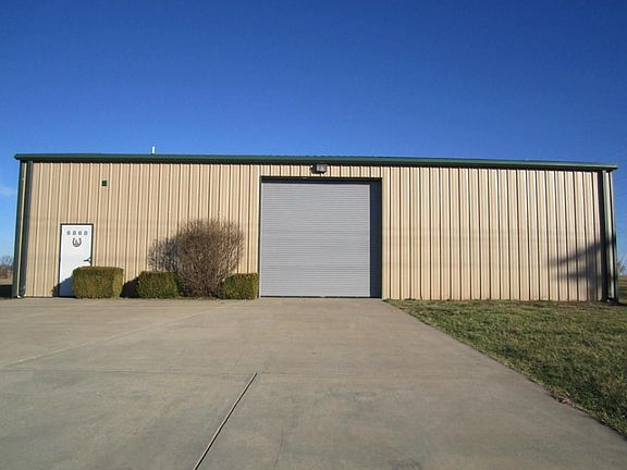2nd image of 6868 N Farm Road 43