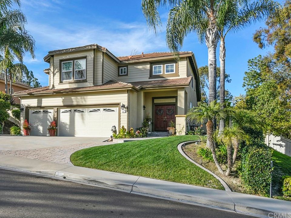 1st image of 27 Raven Ln