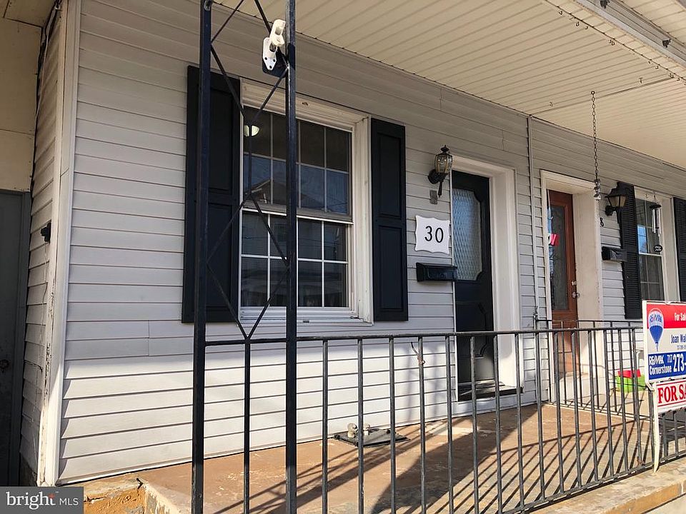 1st image of 30 Stanton St