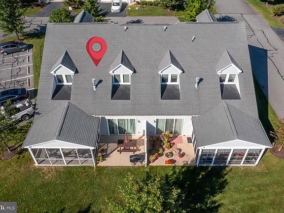 2nd image of 32105 Arbor Dr Unit 43