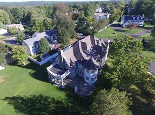 15 Orchard Dr, New Canaan, CT 06840