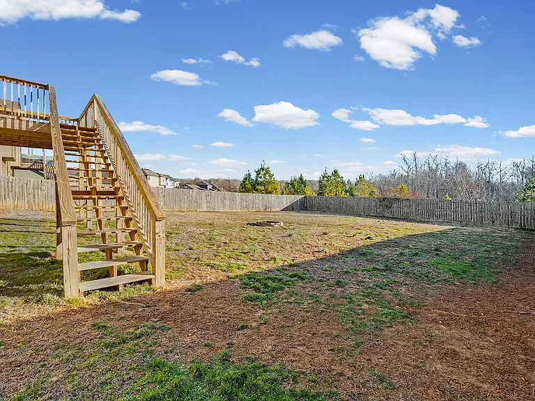 1304 Freedom Dr — Photo 27