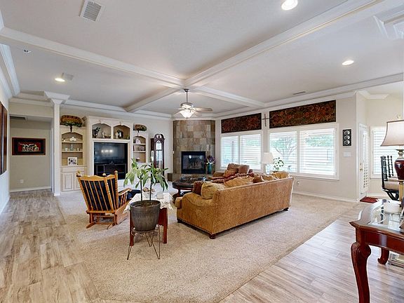 4th image of 3106 San Jose Dr