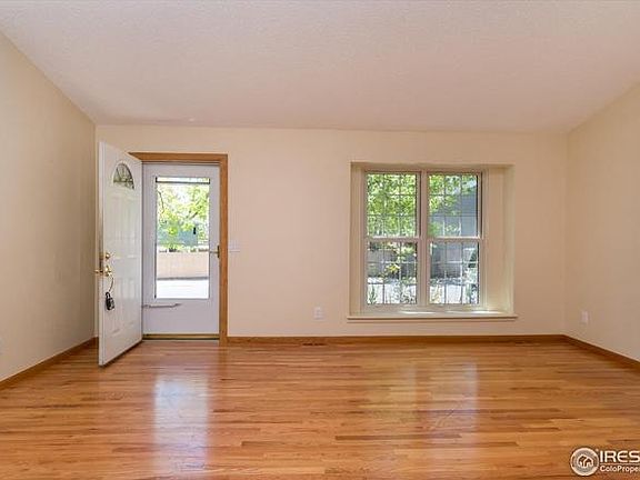 5th image of 589 W Mulberry St