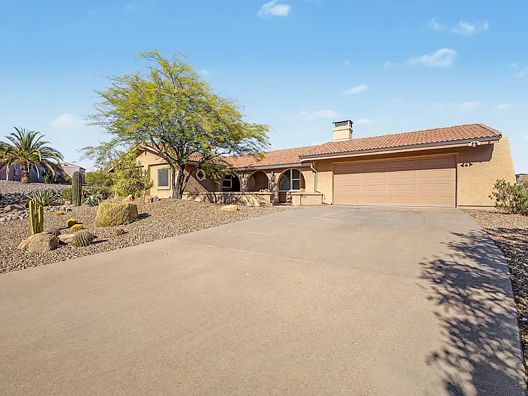17221 E Lantern Ln — Photo 3