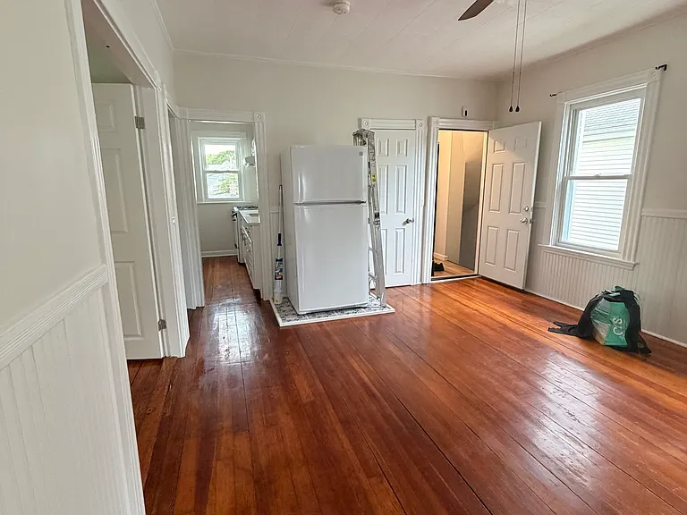 255 Shaw St #2 — Photo 2