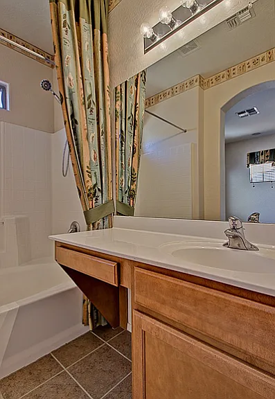 2050 N Arbor Ln — Photo 14