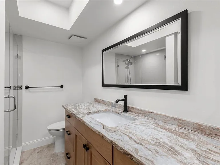 1001 Pearce Dr #302 — Photo 20