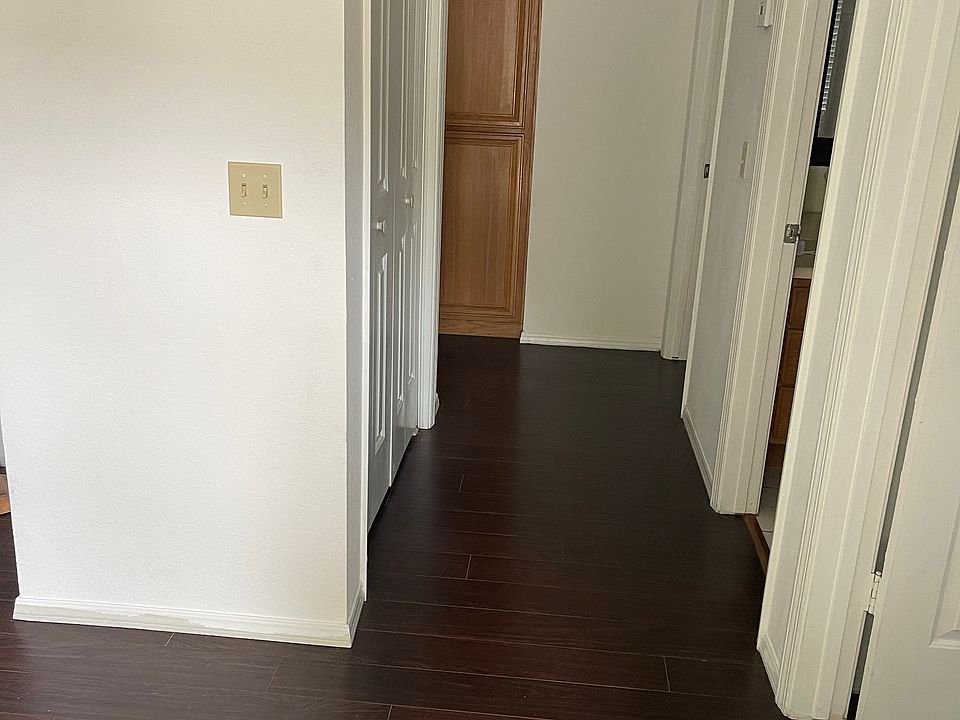 1st image of 507 Newport Dr