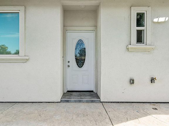5th image of 2104 Turnpike Road