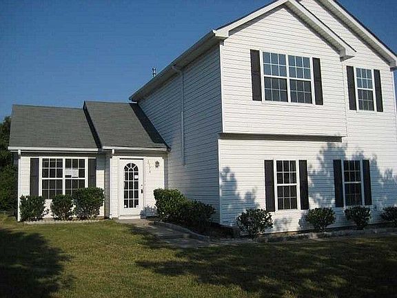 2nd image of 3574 McIntosh Ln