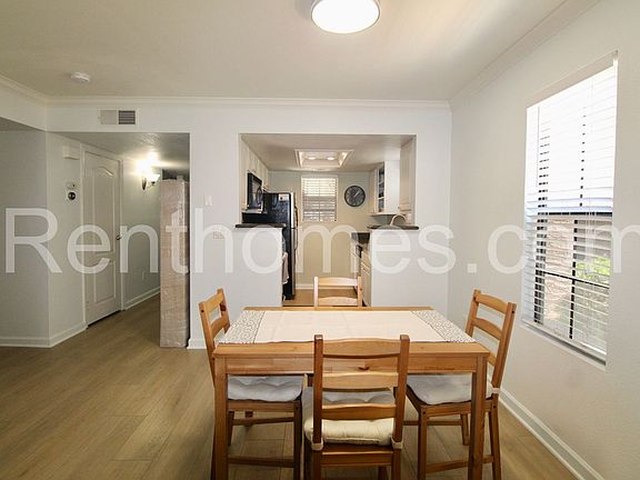 3rd image of 12051 Alta Carmel Ct Unit 199