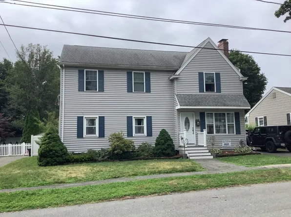 20 Kosciusko St, Peabody, MA 01960
