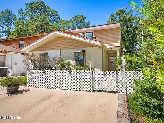 2nd image of 4480 MELISSA Court W