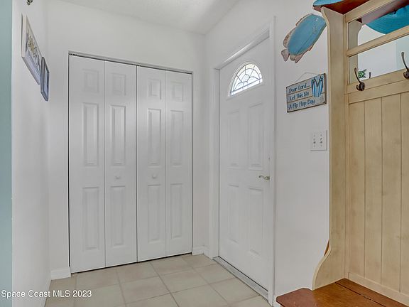 5th image of 427 Dove Ln #4-10