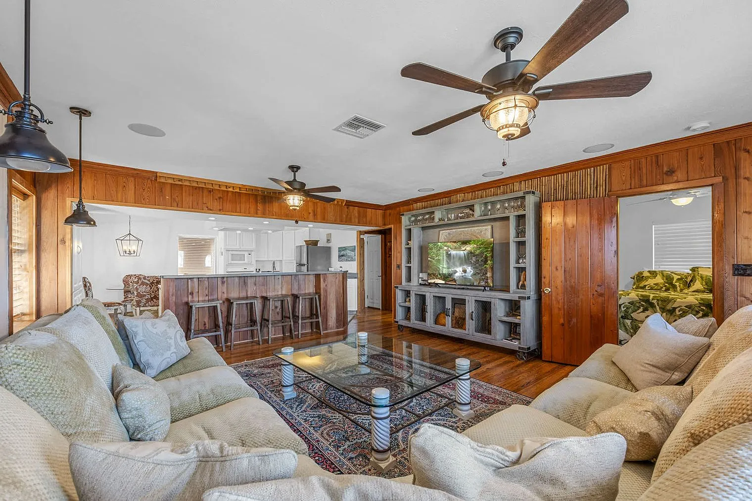 5 bed, 3.0 bath, 2228 sqft, $29,567 — Photo 3