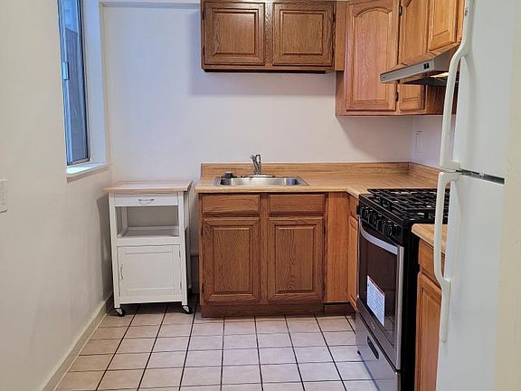 2nd image of 2400 Geary Blvd APT 2