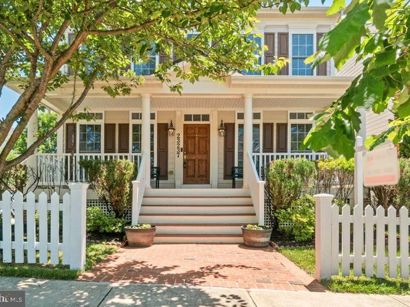 23237 Robin Song Dr, Clarksburg, MD 20871
