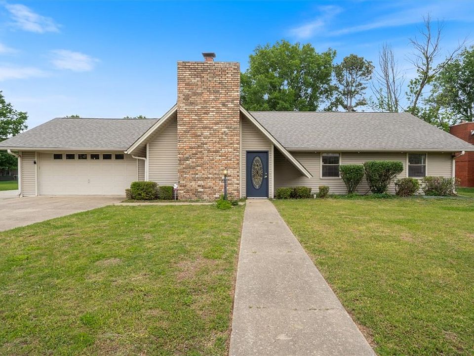 1st image of 2115 W Tulsa St