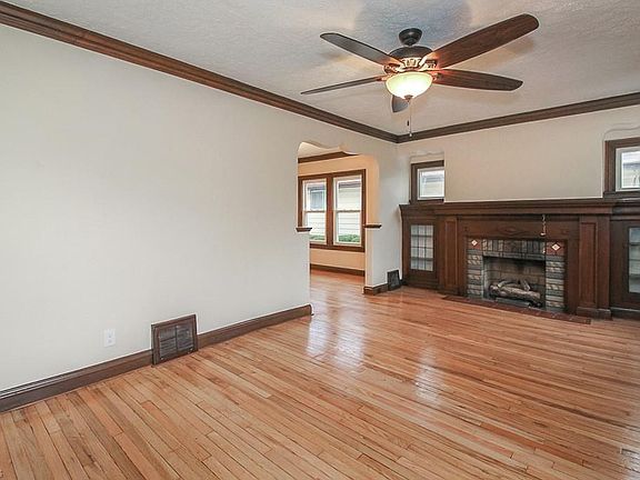 4th image of 13614 Wolf Ave