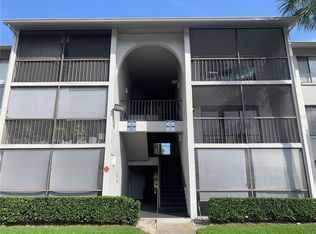 915 S Pine Ridge Cir UNIT 915, Sanford, FL 32773