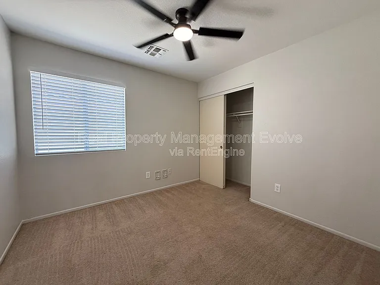 2340 E Derringer Way — Photo 15