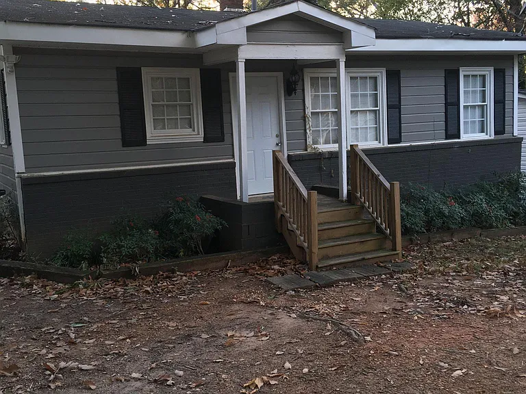 34 Orlando Ave — Photo 8
