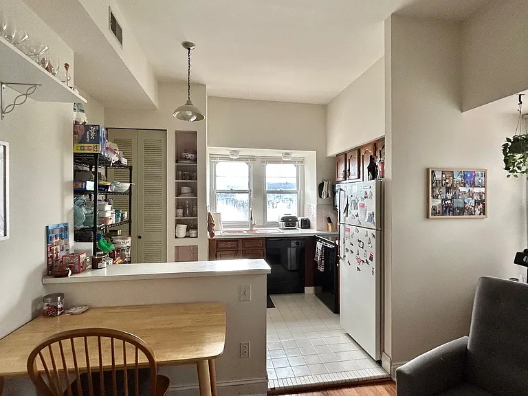 4110 Spruce St #4 — Photo 11