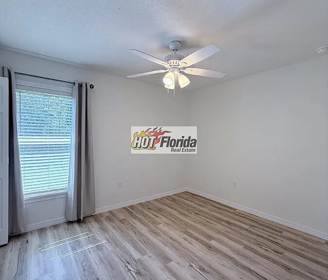 2320 W Wellston Rd — Photo 24