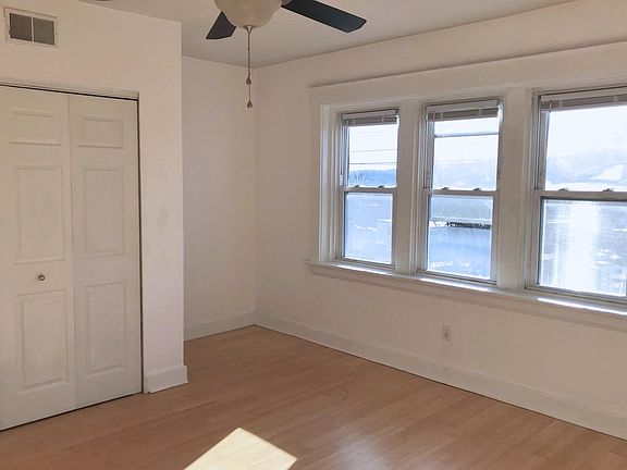 4th image of 4102 Eastern Ave APT 4