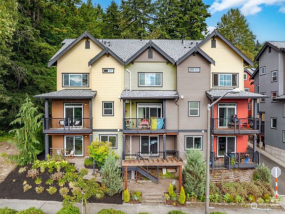 2nd image of 8436 167th Avenue NE