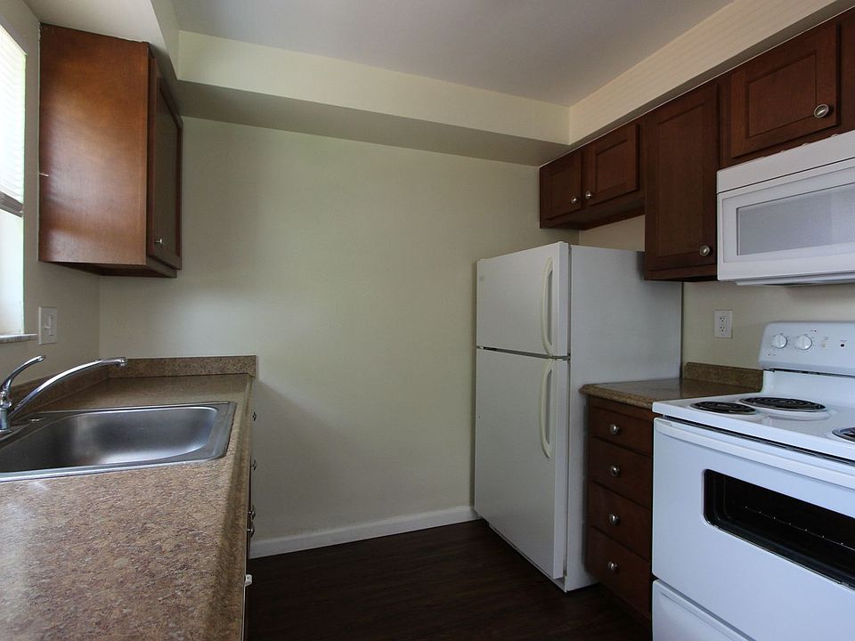 1st image of 2522 Columbia Ave APT 4