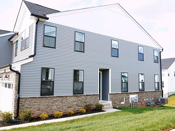 Side and Private Entrance