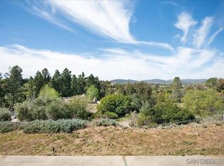 17526 Saint Andrews Dr, Poway, CA 92064