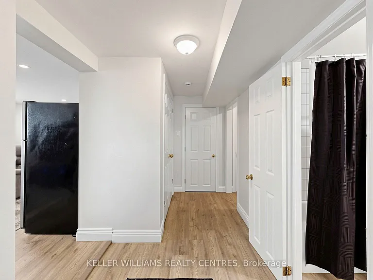 185 Newton St #LOWER — Photo 26