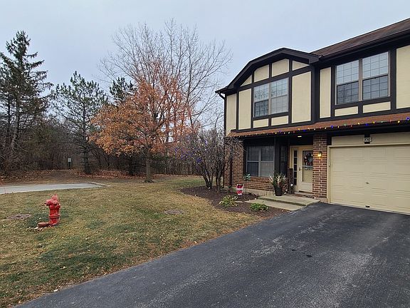 4th image of 350 Meadowview Ct