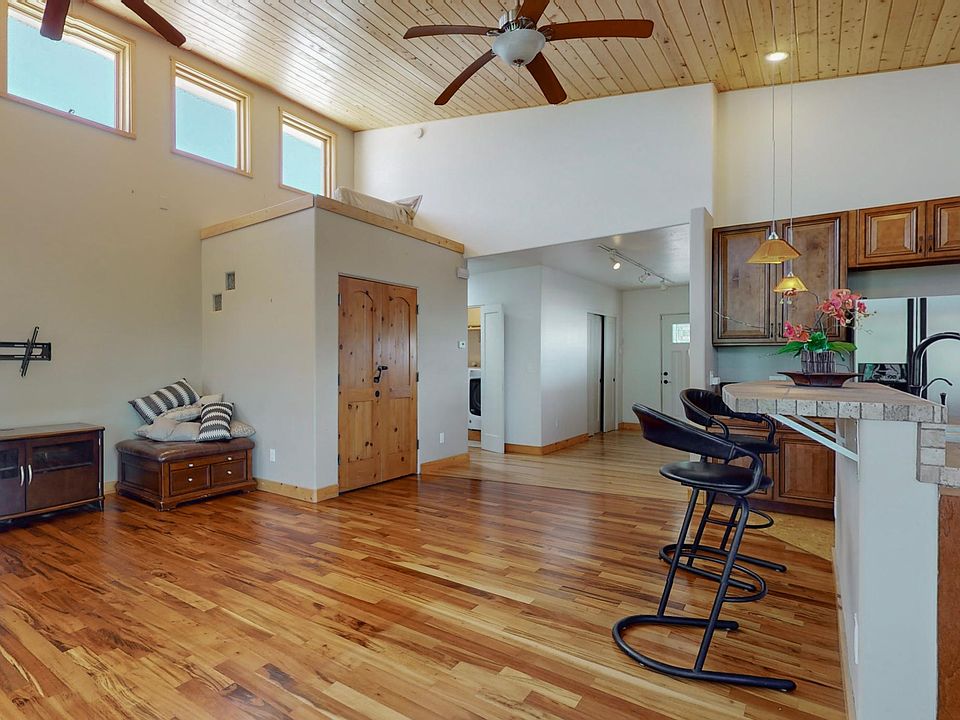 From Dining area towards front door.
Large closet at entry.