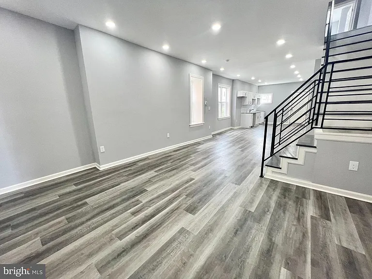 5532 Chancellor St — Photo 6