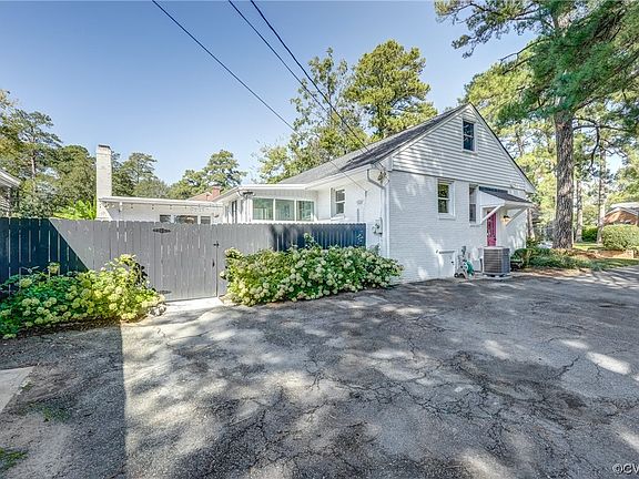 5th image of 6801 W Franklin St