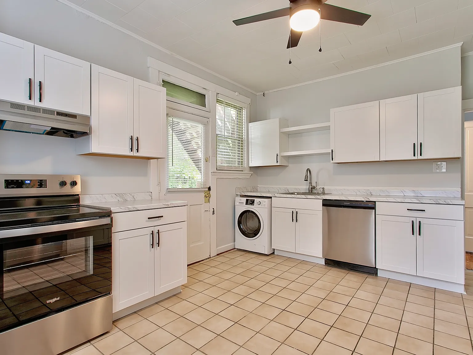 2 bed, 1200 sqft, $1,295 — Photo 1