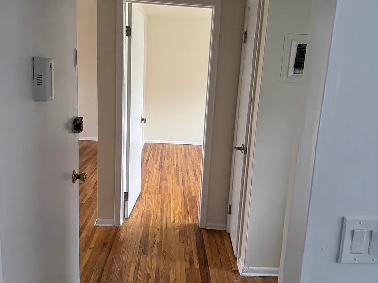 255 N Middletown Rd #13D — Photo 13