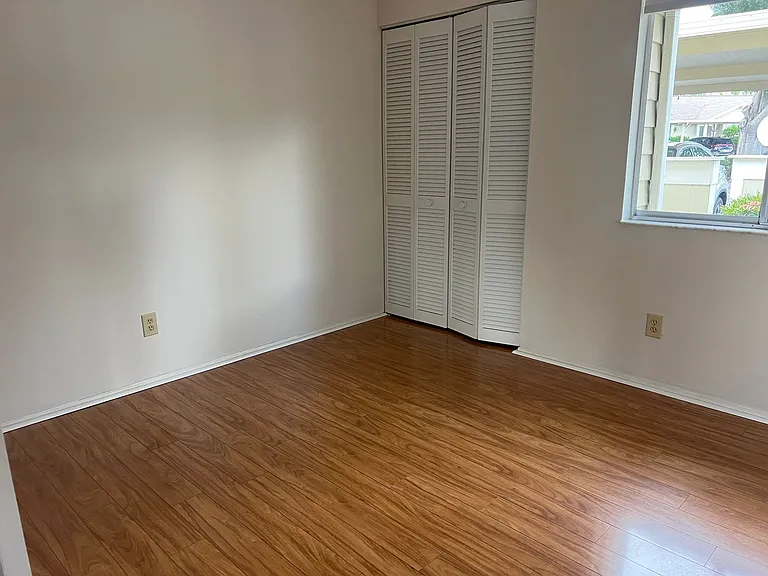 3018 Sail Pointe Cir #4-B — Photo 24