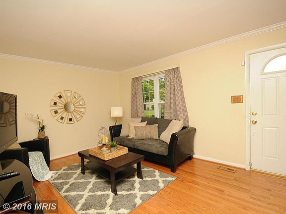 4th image of 14375 Southgate Ct