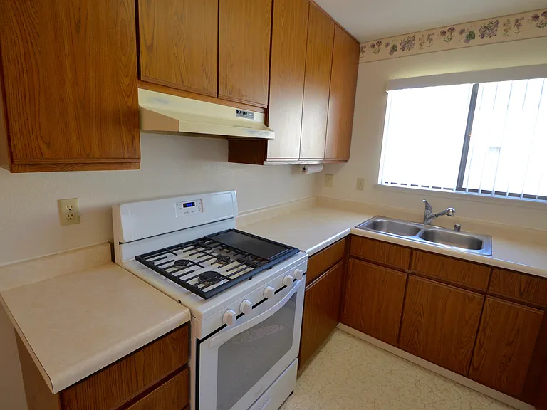 2436 N Main St #H — Photo 2